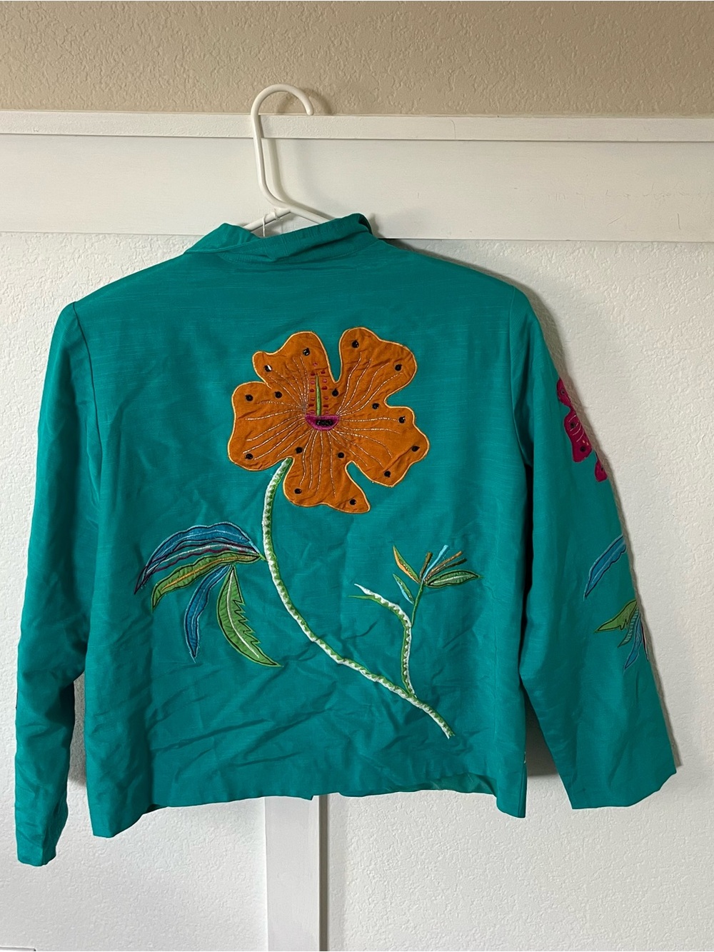 Draper's and Damons Women's Medium Embroidered Cropped Jacket - Picture 5 of 7
